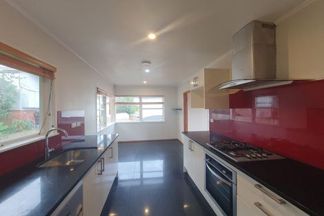 Photo of property in 22a Hilling Street, Titirangi, Auckland, 0604