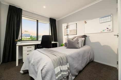 Photo of property in 3 Ellesmere Close, Pyes Pa, Tauranga, 3112