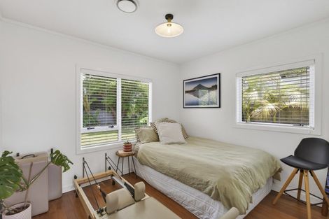 Photo of property in 56 Crownhill Street, Spotswood, New Plymouth, 4310