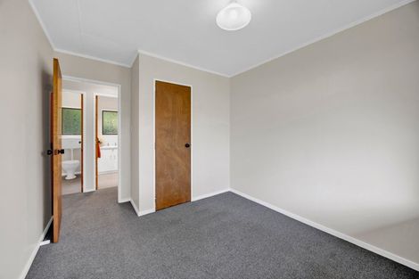 Photo of property in 2/29 Cumberland Street, Merrilands, New Plymouth, 4312