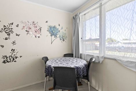 Photo of property in 413 Kotuku Street, Camberley, Hastings, 4120