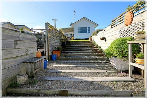 Photo of property in 116 Seabury Avenue, Foxton Beach, Foxton, 4815