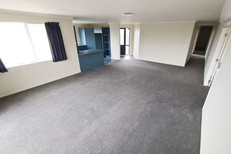 Photo of property in 14 Rochester Place, Nawton, Hamilton, 3200