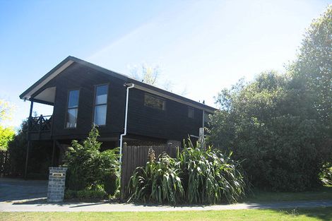 Photo of property in 37 Lakewood Drive, Burwood, Christchurch, 8083