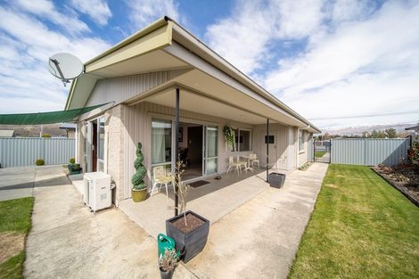 Photo of property in 77 Russell Street, Alexandra, 9320