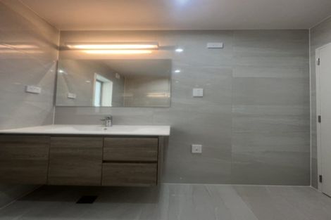 Photo of property in 7 Sheralee Place, Bucklands Beach, Auckland, 2014