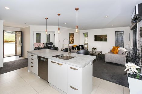 Photo of property in 172 Helenslee Road, Pokeno, 2472