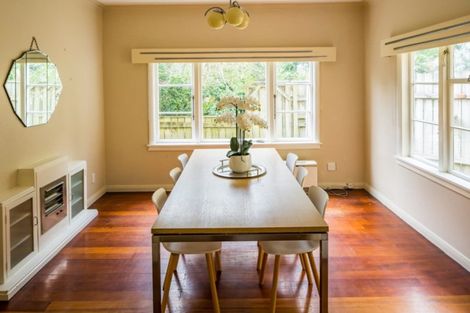 Photo of property in 147 Muritai Road, Eastbourne, Lower Hutt, 5013