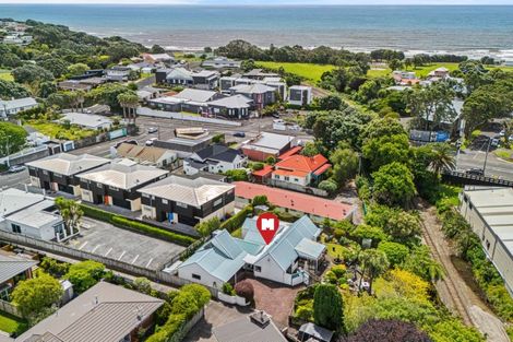 Photo of property in 13a Mangorei Road, Strandon, New Plymouth, 4312