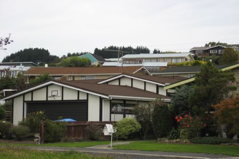 Photo of property in 24 Kinmont Crescent, Kinmont Park, Mosgiel, 9024