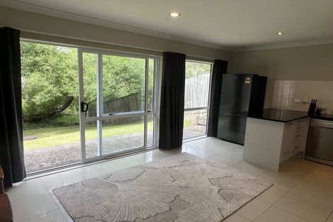 Photo of property in 111a Triangle Road, Massey, Auckland, 0614