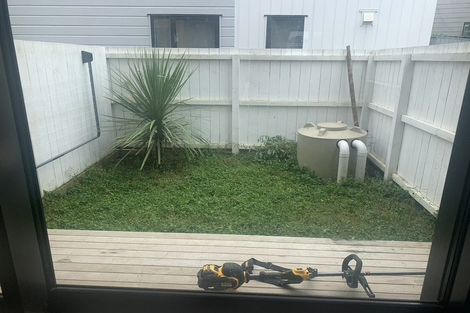 Photo of property in 3/2c Walsall Street, Avondale, Auckland, 1026