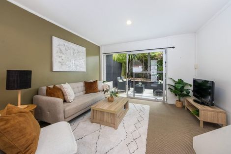 Photo of property in 1/20 Maritime Terrace, Birkenhead, Auckland, 0626