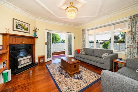 Photo of property in 90 Limbrick Street, Terrace End, Palmerston North, 4410