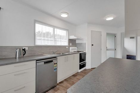 Photo of property in 14 Acacia Place, Bell Block, New Plymouth, 4312