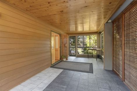 Photo of property in 24a Seaview Avenue, Northcote, Auckland, 0627