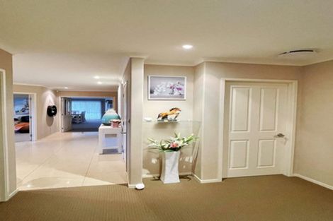 Photo of property in 15 Matheson Road, Red Beach, 0932