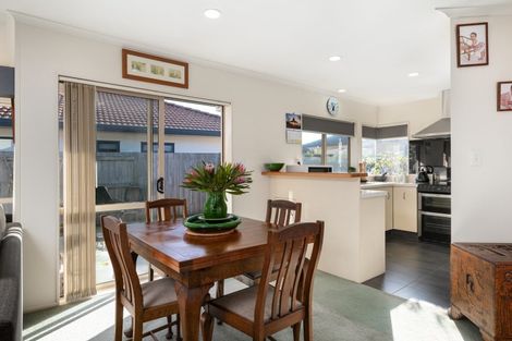 Photo of property in 35 Longview Drive, Papamoa Beach, Papamoa, 3118