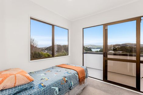 Photo of property in 8 Sailmaker Close, Whitby, Porirua, 5024