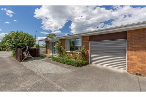 Photo of property in 1/377 Yaldhurst Road, Russley, Christchurch, 8042