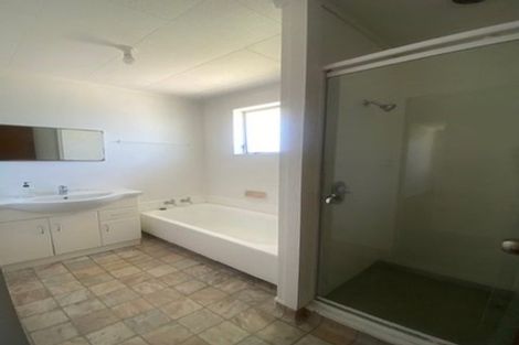 Photo of property in 230a Mitchell Street, Brooklyn, Wellington, 6021