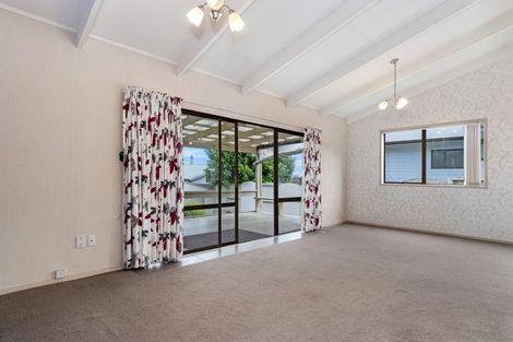 Photo of property in 18 Victory Street, Welcome Bay, Tauranga, 3112