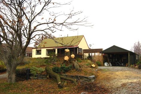 Photo of property in 20 Preston Drive, Arrowtown, 9302