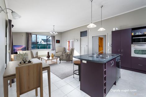 Photo of property in 12 Harris Street, Waimate, 7924