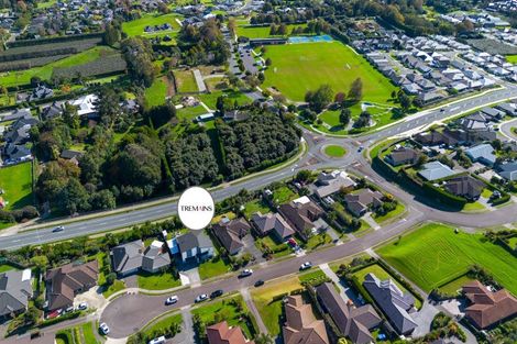 Photo of property in 12 Haden Place, Omokoroa, 3114