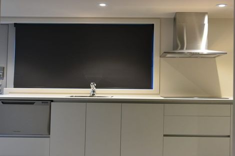 Photo of property in 1/220 Huatoki Street, Upper Vogeltown, New Plymouth, 4310