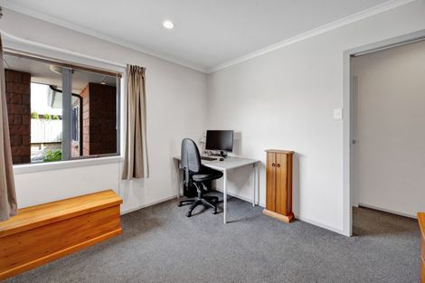 Photo of property in 5a James Drive, Bell Block, New Plymouth, 4312