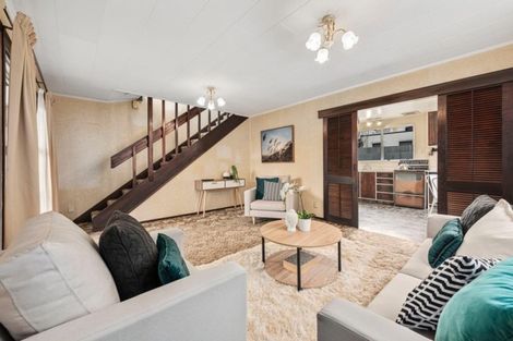 Photo of property in 5b Bracken Street, Wallaceville, Upper Hutt, 5018