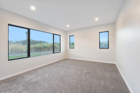 Photo of property in 12 Kiokio Place, Swanson, Auckland, 0614