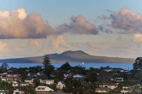 Photo of property in 64 Caldera Drive, Long Bay, Auckland, 0630