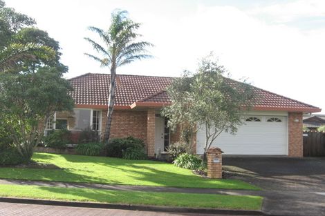 Photo of property in 10 Stewart Gibson Place, Manurewa, Auckland, 2105