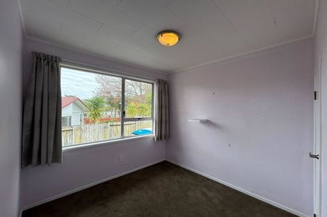 Photo of property in 17 Cunliffe Place, Glenfield, Auckland, 0629