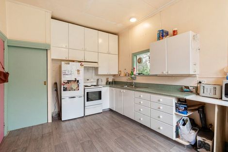 Photo of property in 6 Macbeth Street, Caversham, Dunedin, 9012