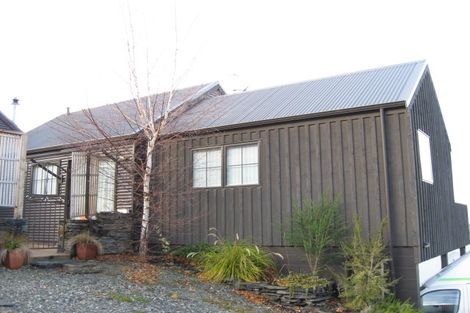 Photo of property in 19 Stone Ridge Place, Queenstown, 9300