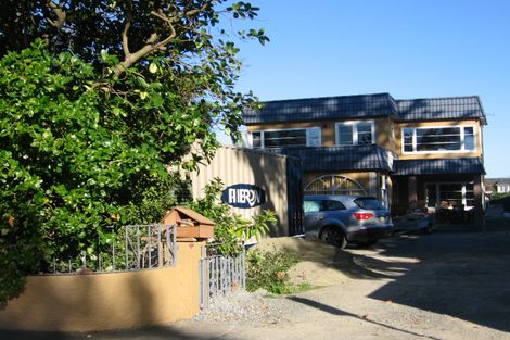 Photo of property in 140 Waterloo Road, Hutt Central, Lower Hutt, 5010