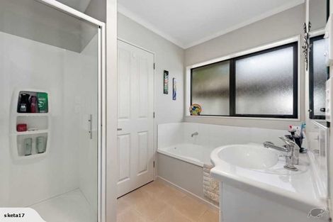 Photo of property in 31 Evergreen Crescent, Trentham, Upper Hutt, 5018