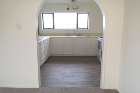 Photo of property in 9/10 Hunter Street, Hamilton Lake, Hamilton, 3204