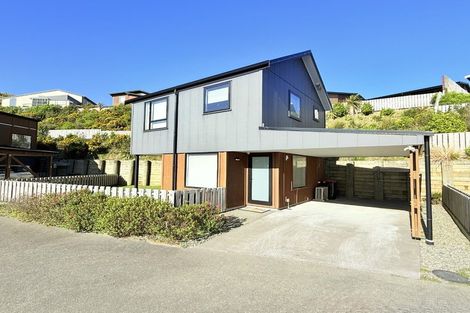 Photo of property in 32 Astelia Way, Woodridge, Wellington, 6037