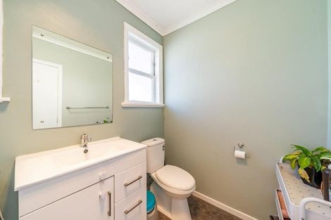 Photo of property in 32 Murray Street, Wallaceville, Upper Hutt, 5018