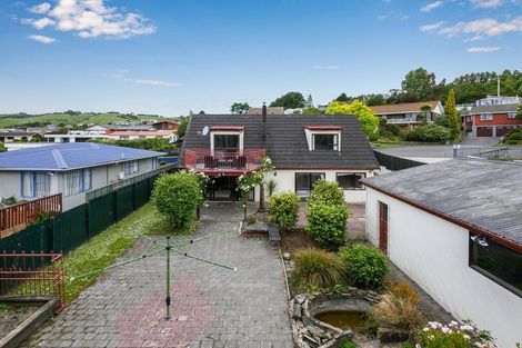 Photo of property in 79 Kinmont Crescent, Kinmont Park, Mosgiel, 9024