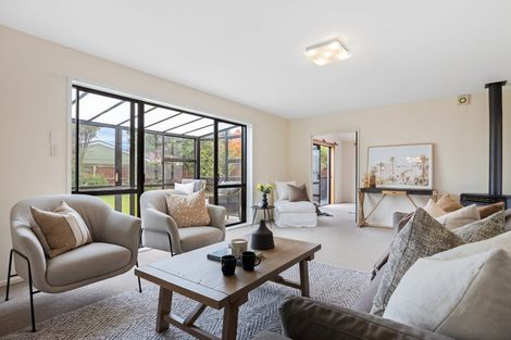 Photo of property in 11a Woodstock Place, Russley, Christchurch, 8042