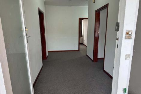 Photo of property in 82 Kauri Street, Miramar, Wellington, 6022