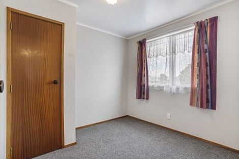 Photo of property in 307 Roscommon Road, Clendon Park, Auckland, 2103
