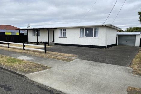 Photo of property in 12 Mosston Road, Castlecliff, Whanganui, 4501