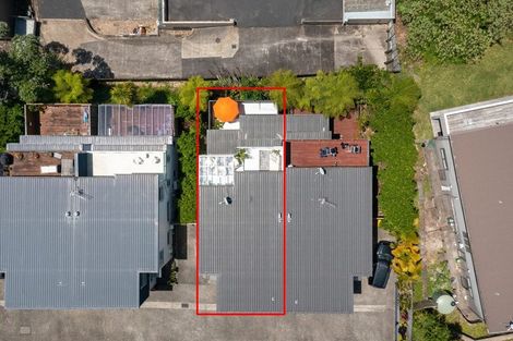 Photo of property in Wilk Heights, 2/8 Wilk Lane, Browns Bay, Auckland, 0630