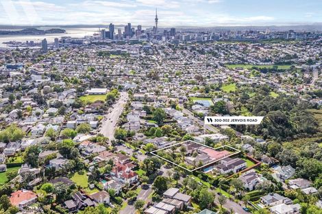 Photo of property in 300-302 Jervois Road, Herne Bay, Auckland, 1011